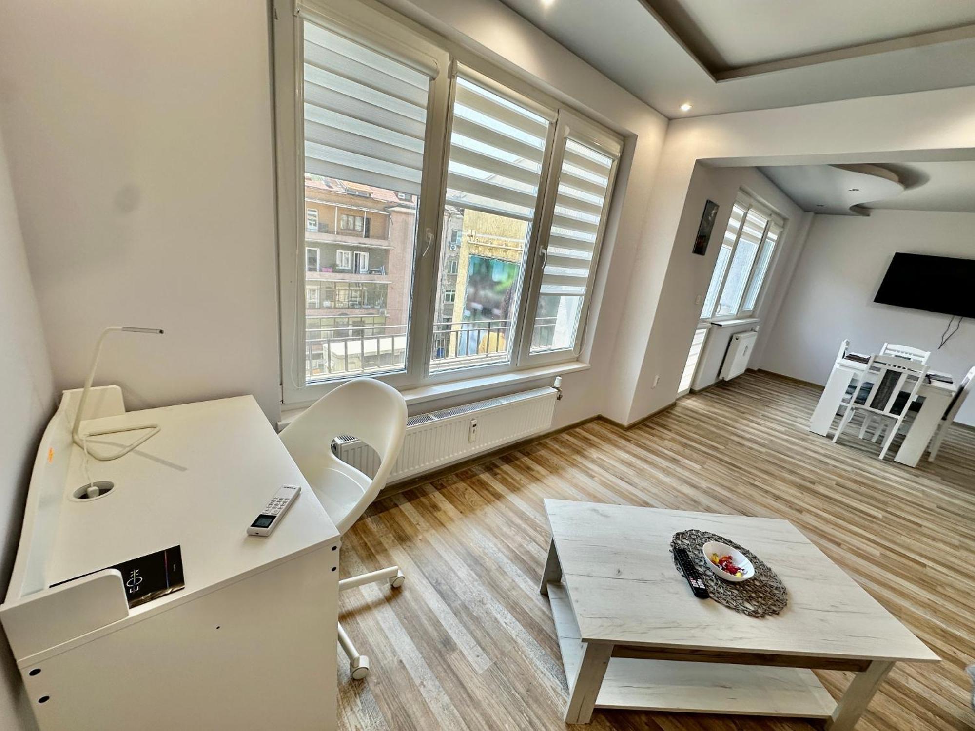 Central Vista Apartment By Mit Sofia Exterior foto